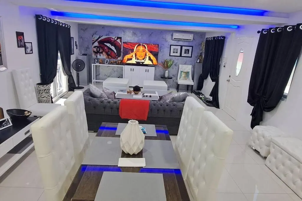Kandi Paramount Executive 1Br 140Sqm And 400Mbps آنغلوس 0*,