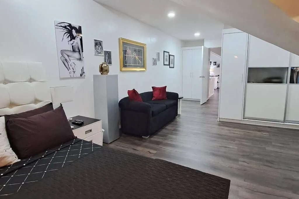 Kandi Paramount Executive 1Br 140Sqm And 400Mbps آنغلوس الفلبين