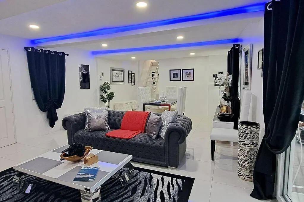 Kandi Paramount Executive 1Br 140Sqm And 400Mbps آنغلوس